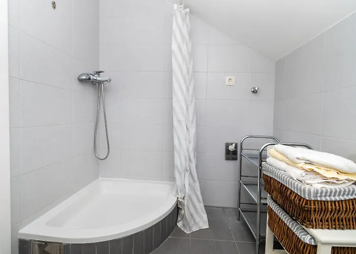 Lena Center Near Lägenhet *