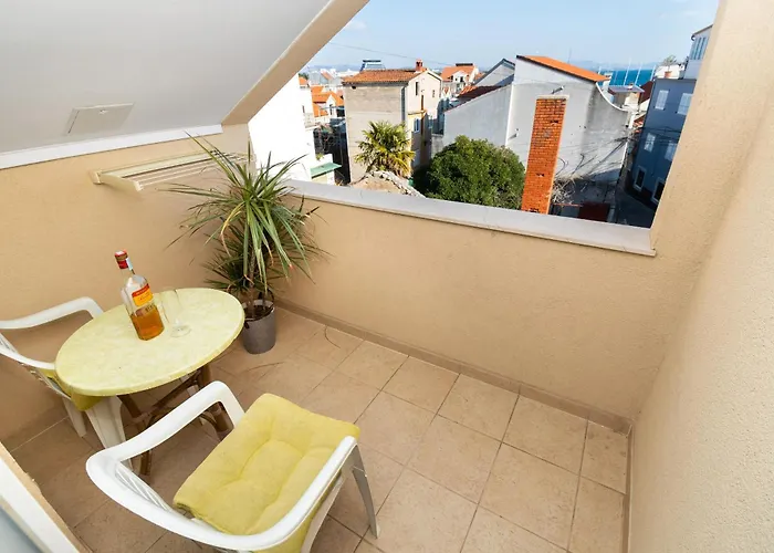 Lena Center Near Lägenhet