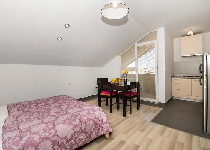 Apartment Lena Center Near Vodice